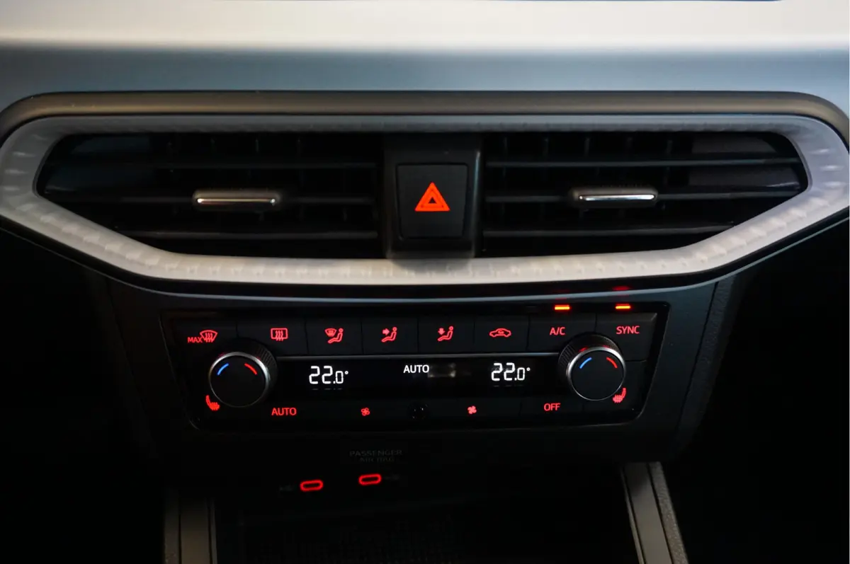1.0 EcoTSI FR Apple CarPlay/Android Auto