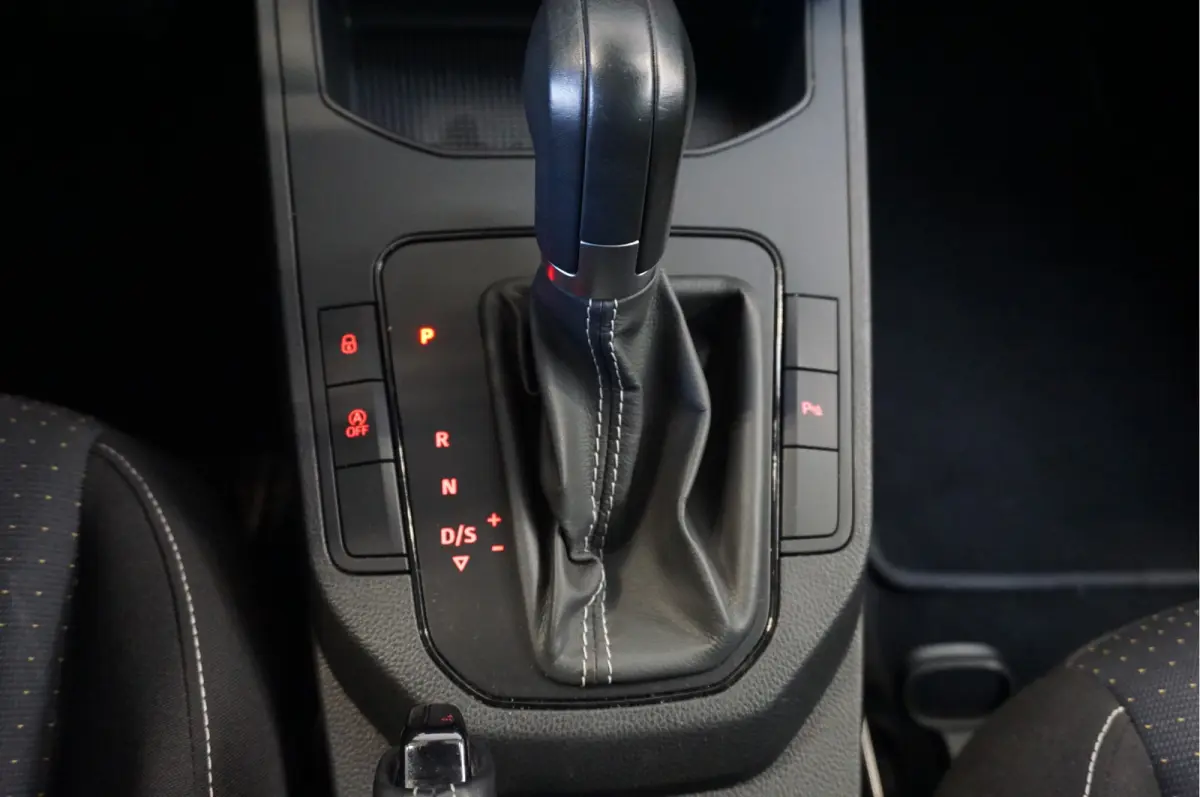 1.0 EcoTSI FR Apple CarPlay/Android Auto