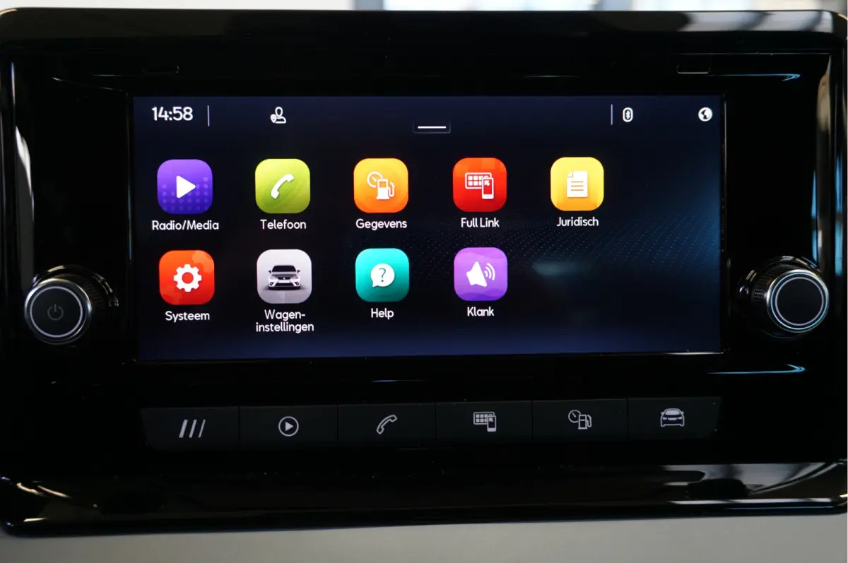 1.0 EcoTSI FR Apple CarPlay/Android Auto