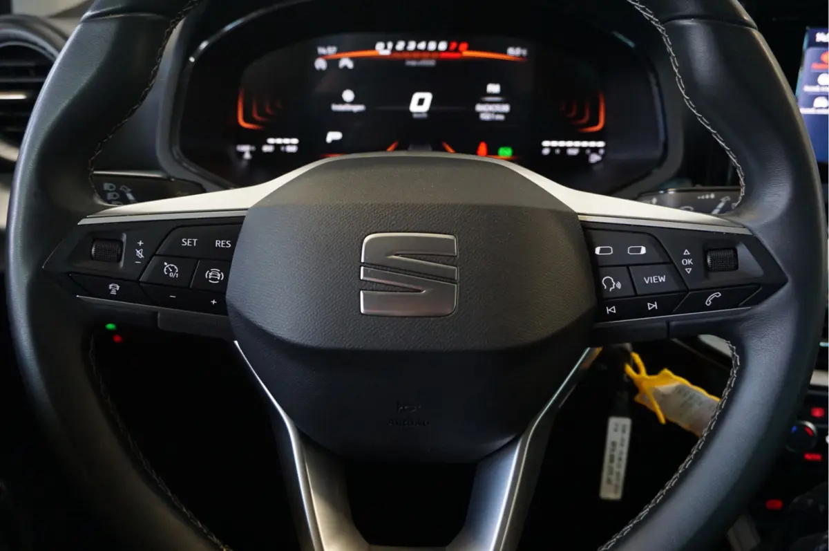 1.0 EcoTSI FR Apple CarPlay/Android Auto