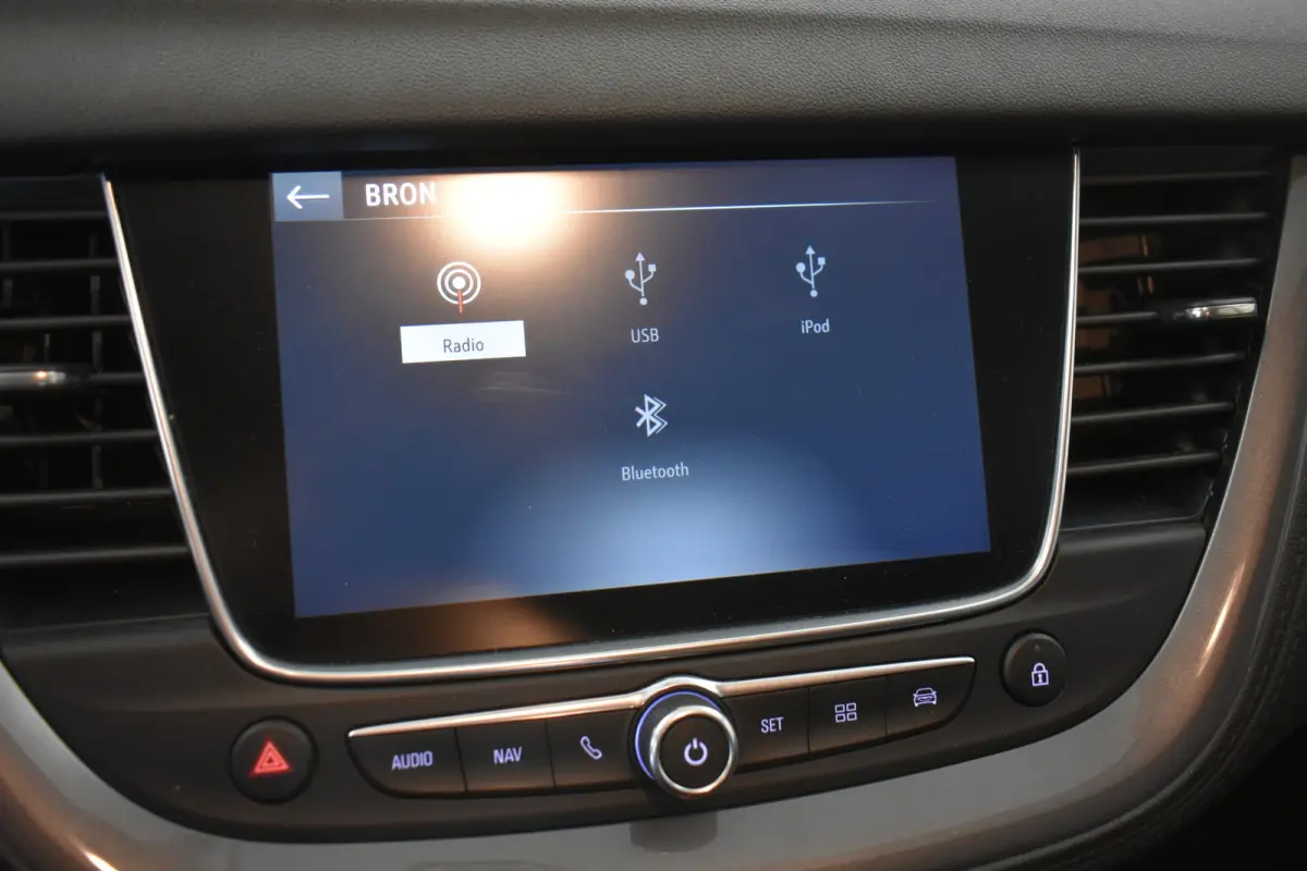 1.2 Turbo B-Tone Execu Carplay Camera Trekhaak
