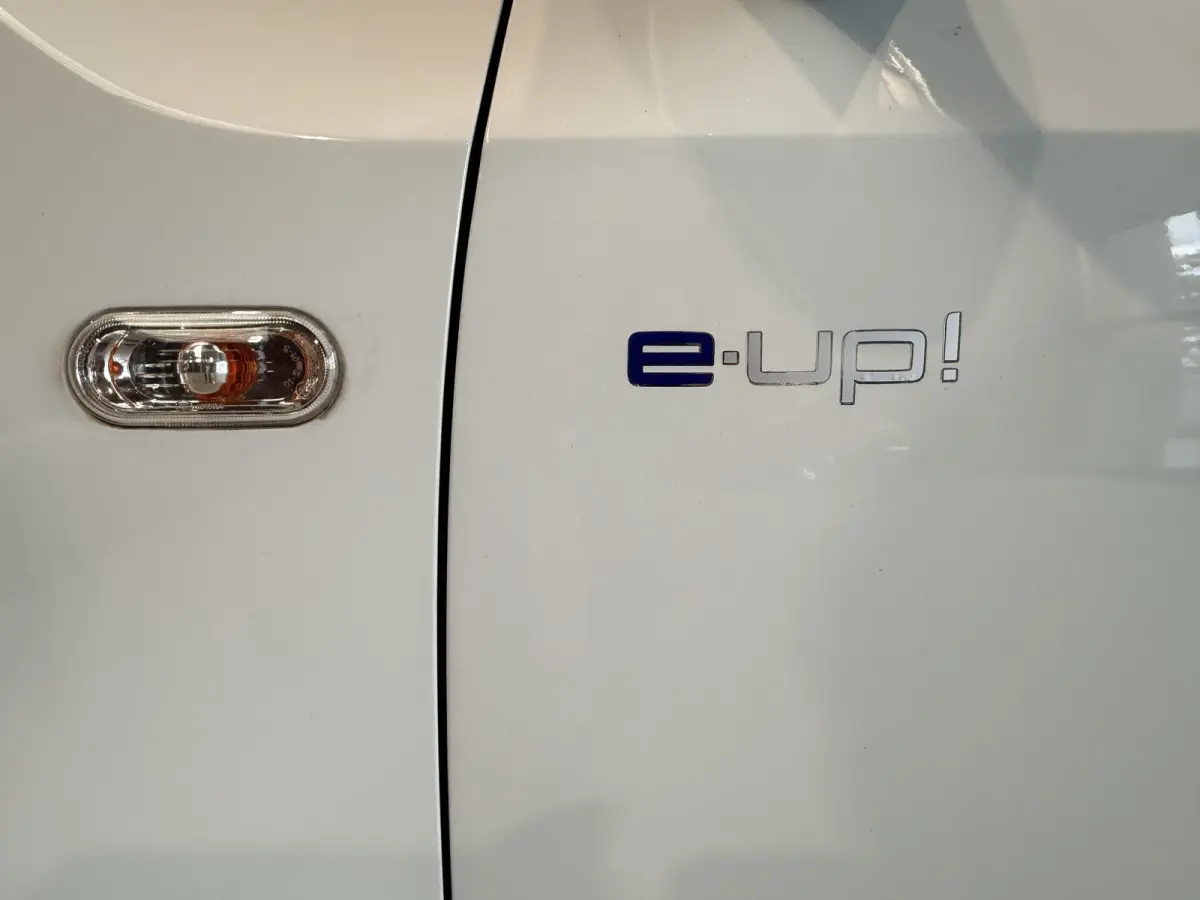 e-Up!