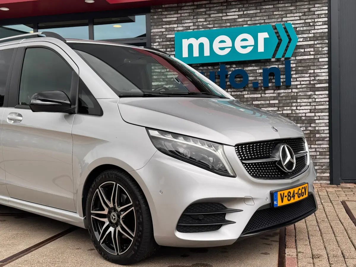 300d AMG Lang DC l BURMESTER l CAMERA l ADAPT.CRUISE l LEDER l CARPLAY l LED