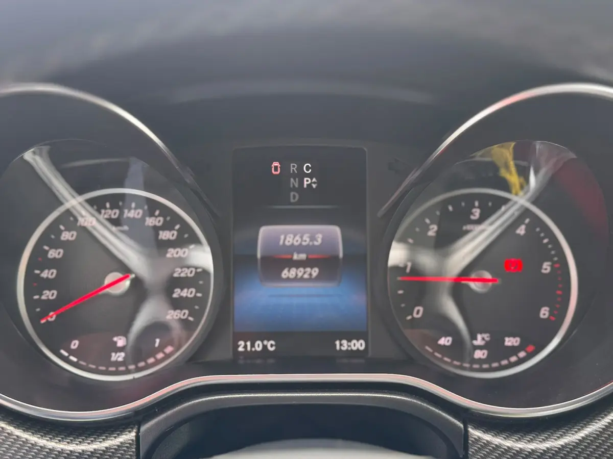 300d AMG Lang DC l BURMESTER l CAMERA l ADAPT.CRUISE l LEDER l CARPLAY l LED