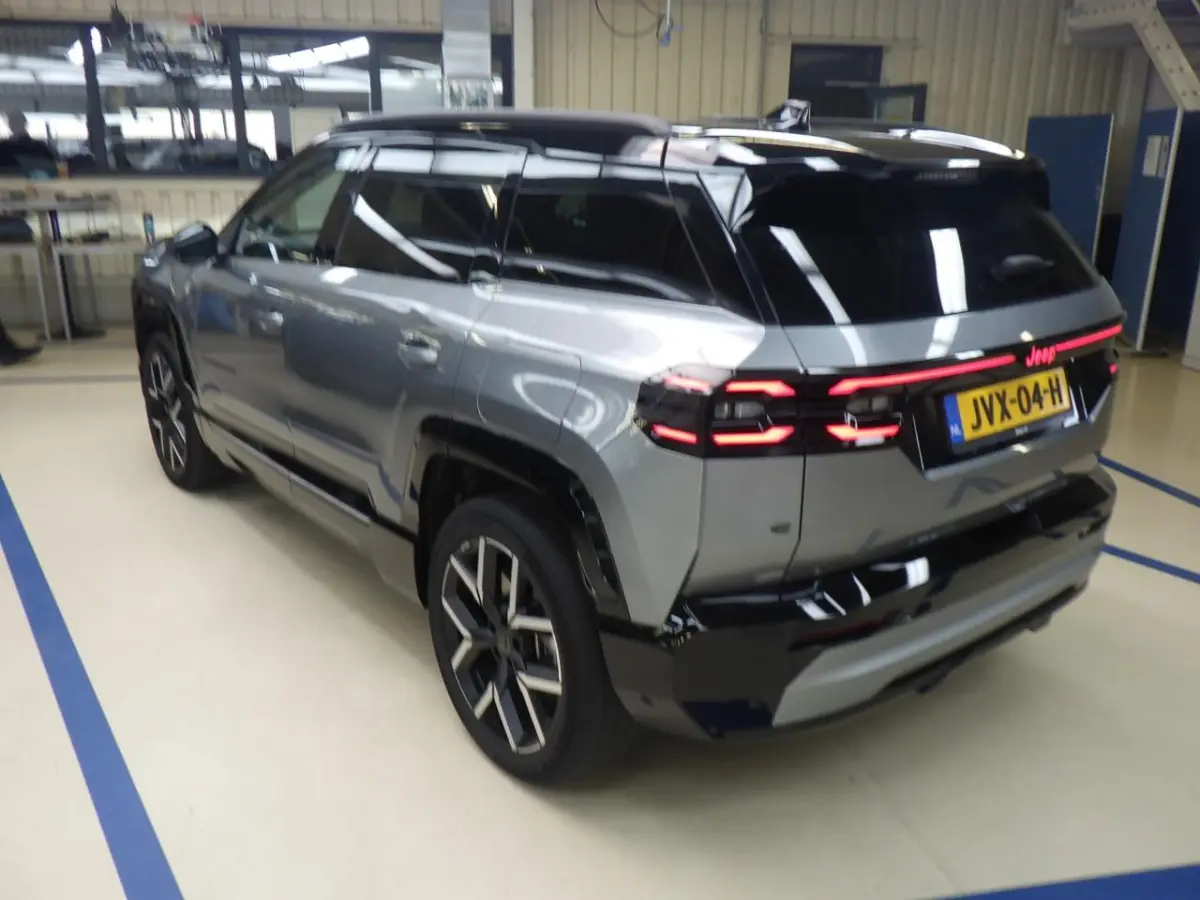 First Edition 74 kWh Tot 8 Jaar Garantie! | Premium + Convience Pack | Schuif-/Kanteldak | Warmtepomp | Elektr. Stoelen | Adaptive Cruise | Elektr. Achterklep | 20"LMV | LED-Matrix | !!