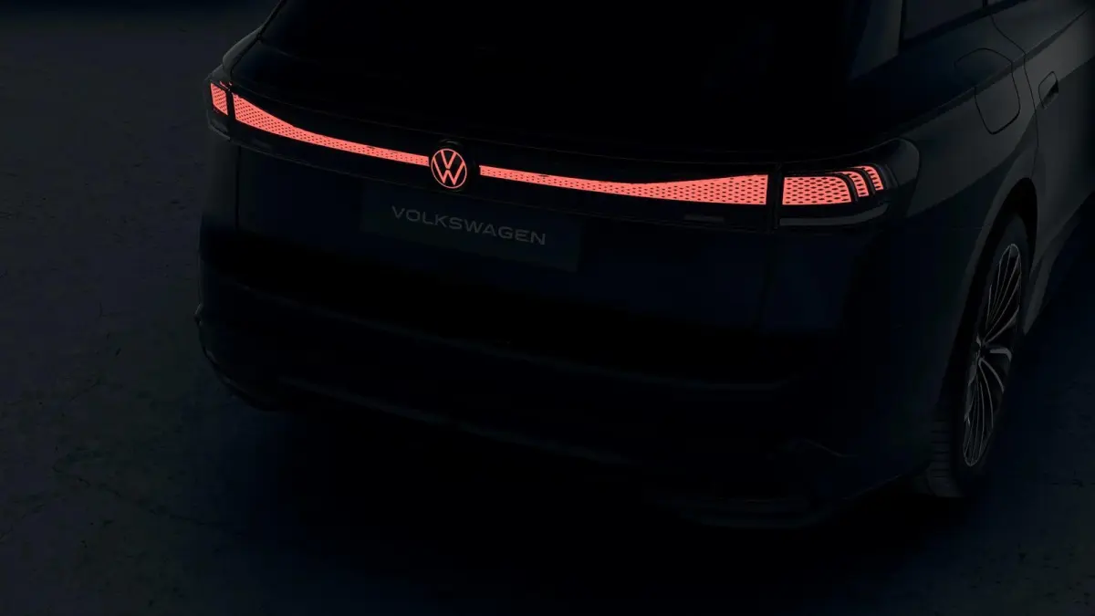 Limited Edition Plus 286pk 77 kWh | Matrix LED Koplampen | 360 Camera | Massage