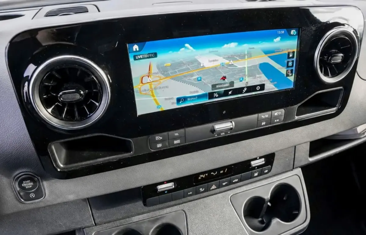 319 1.9 CDI L2H2 PB Edition 360 Camera, Cruise, Carplay, 10,5'' Mbux, LED, Automaat, 190pk, Standkachel, Stoelverwarming, Uniek!