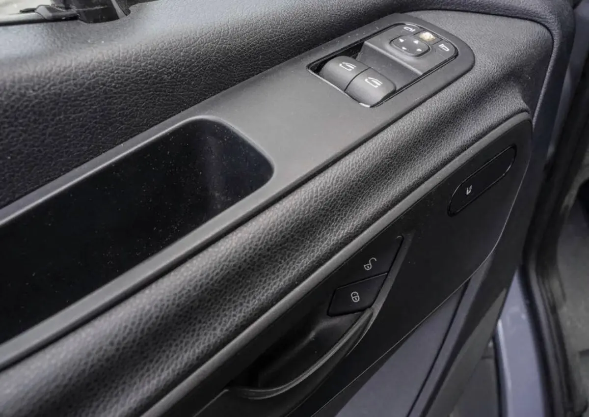 319 1.9 CDI L2H2 PB Edition 360 Camera, Cruise, Carplay, 10,5'' Mbux, LED, Automaat, 190pk, Standkachel, Stoelverwarming, Uniek!