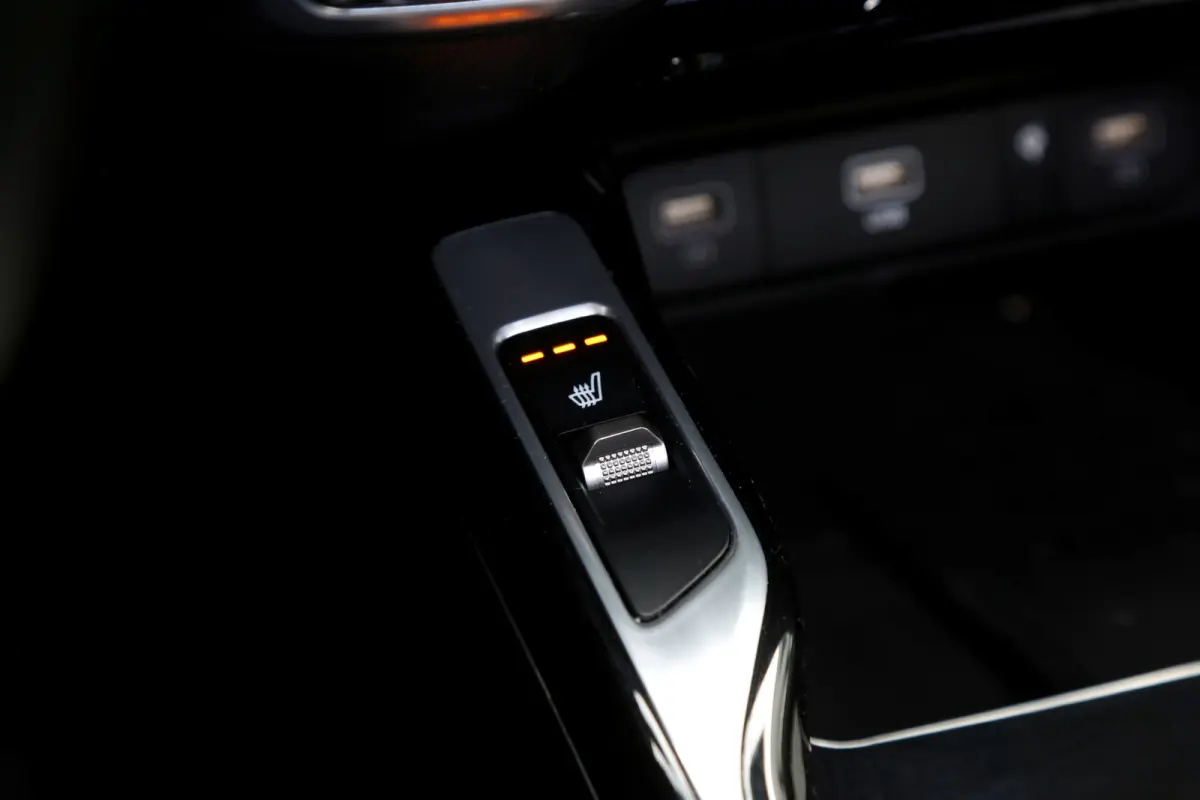 1.6 T-GDI Plug-in Hybrid 4WD ExecutiveLine*Fabrieksgarantie*Perfect Onderh.*Parelmoer Wit*Pano/Afneemb.Trekhaak/Bose/ACC met stuurhulp/360Camera/Stoelverw.V+A/Stuurverw./Apple Carplay-Androi