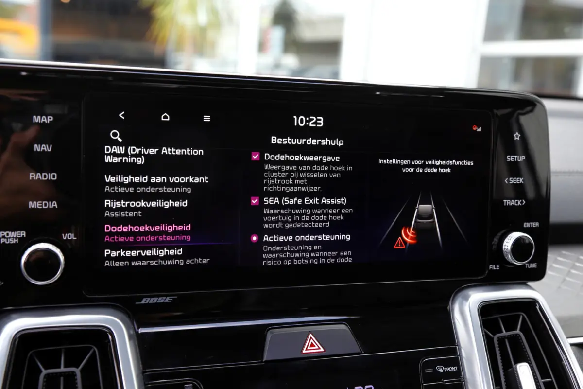 1.6 T-GDI Plug-in Hybrid 4WD ExecutiveLine*Fabrieksgarantie*Perfect Onderh.*Parelmoer Wit*Pano/Afneemb.Trekhaak/Bose/ACC met stuurhulp/360Camera/Stoelverw.V+A/Stuurverw./Apple Carplay-Androi