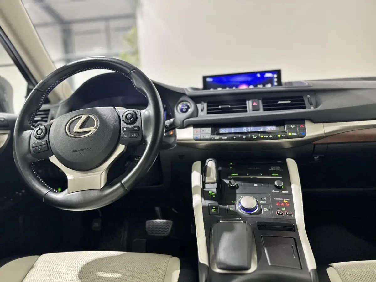 200h Luxury Line|DEALERONDERHOUDEN|LANE ASS|KEYLESS