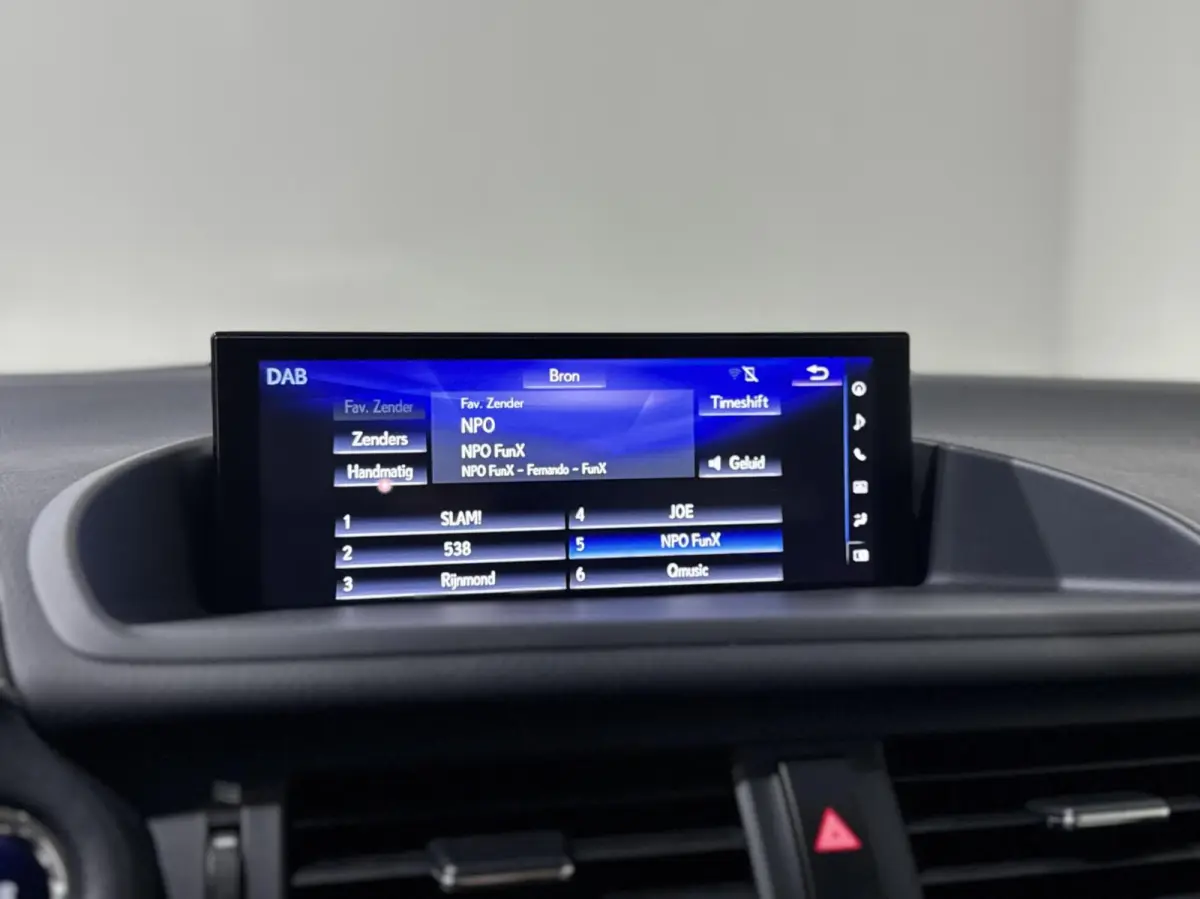 200h Luxury Line|DEALERONDERHOUDEN|LANE ASS|KEYLESS