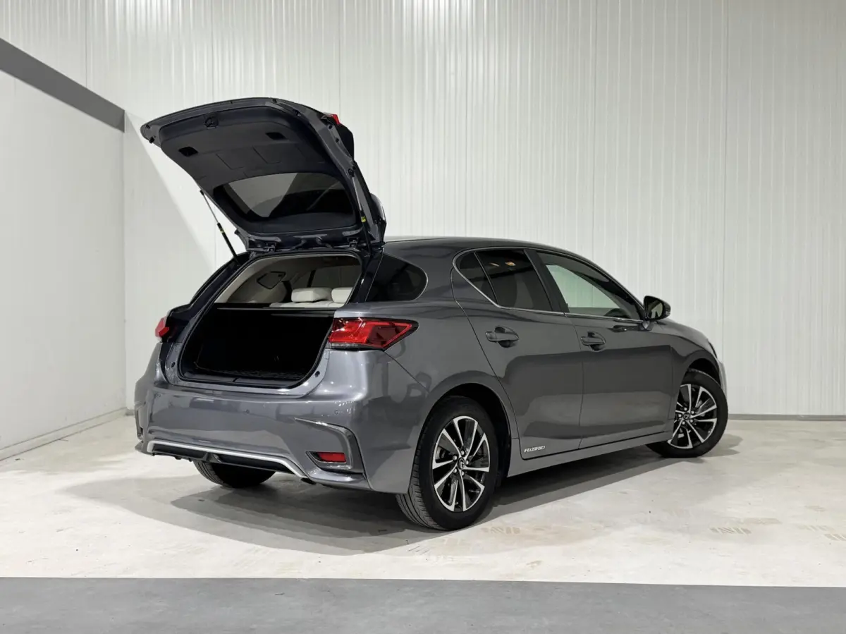 200h Luxury Line|DEALERONDERHOUDEN|LANE ASS|KEYLESS