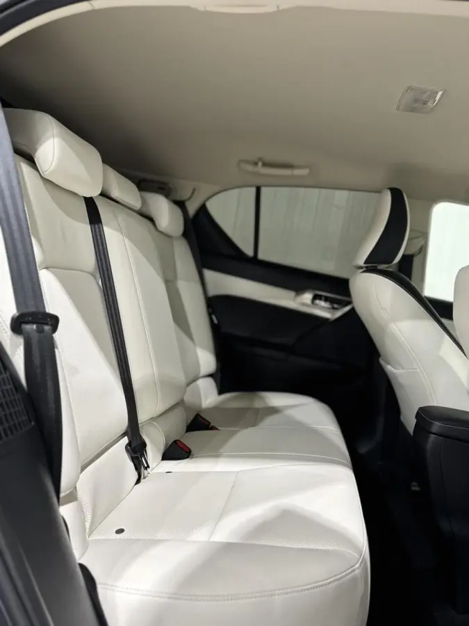 200h Luxury Line|DEALERONDERHOUDEN|LANE ASS|KEYLESS