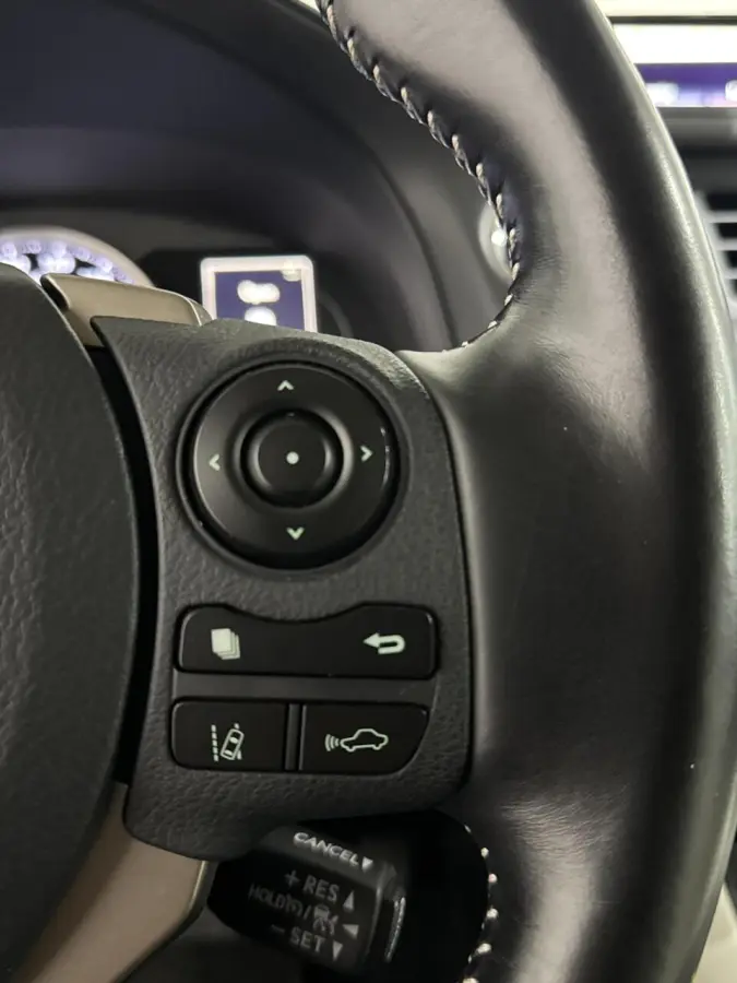 200h Luxury Line|DEALERONDERHOUDEN|LANE ASS|KEYLESS