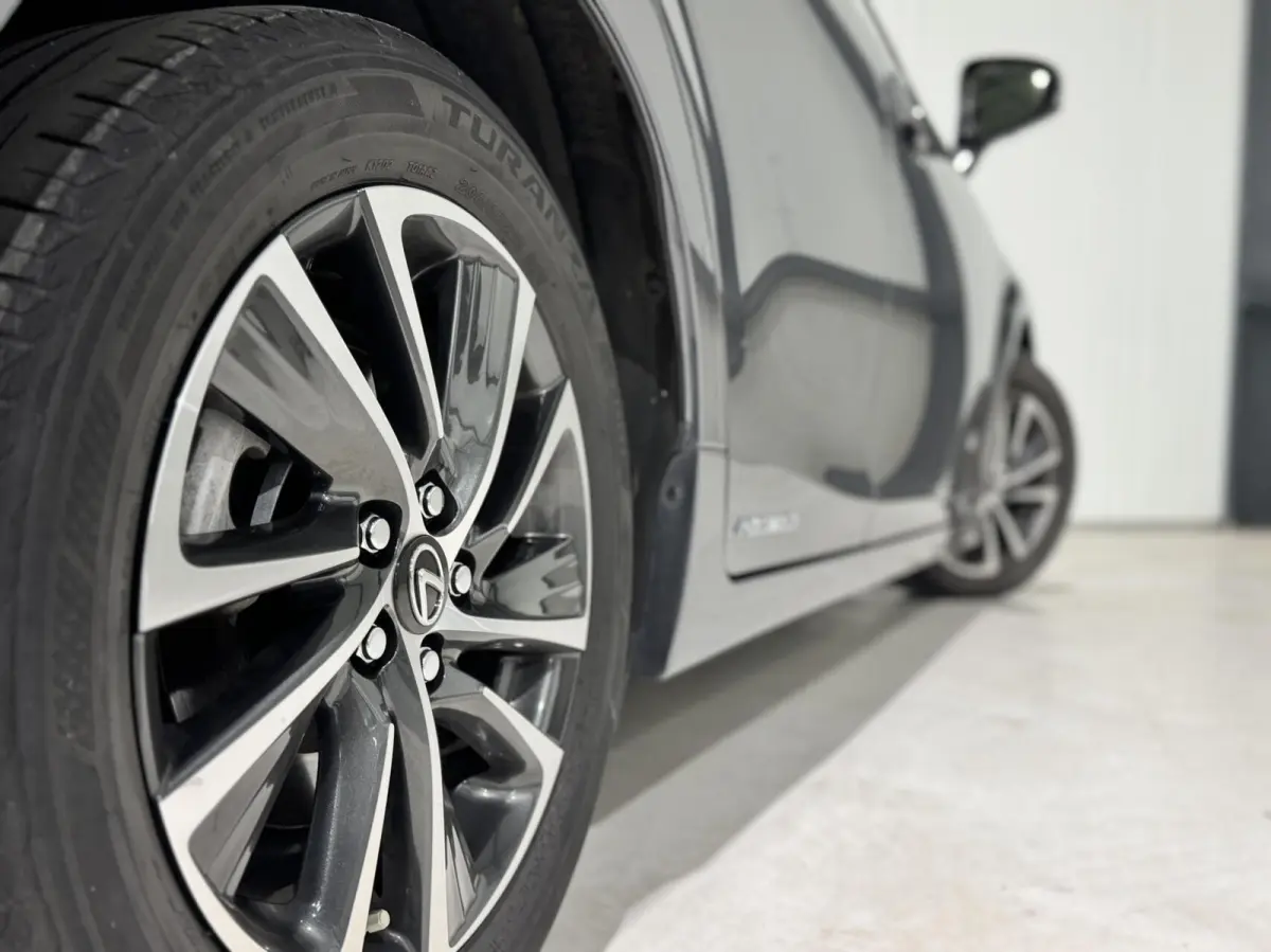 200h Luxury Line|DEALERONDERHOUDEN|LANE ASS|KEYLESS