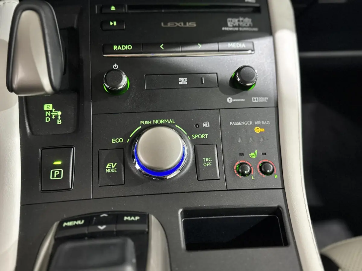 200h Luxury Line|DEALERONDERHOUDEN|LANE ASS|KEYLESS