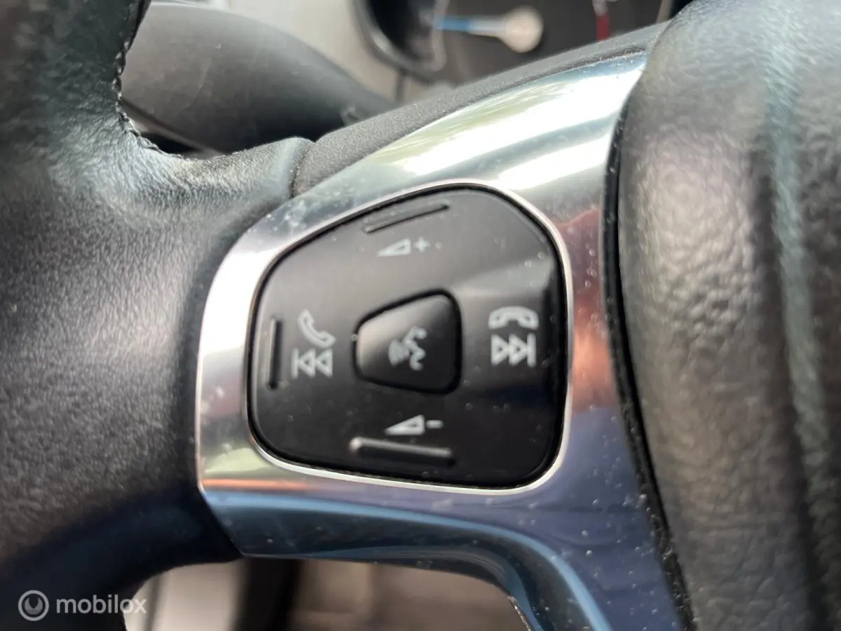 1.0 EcoBoost Titanium