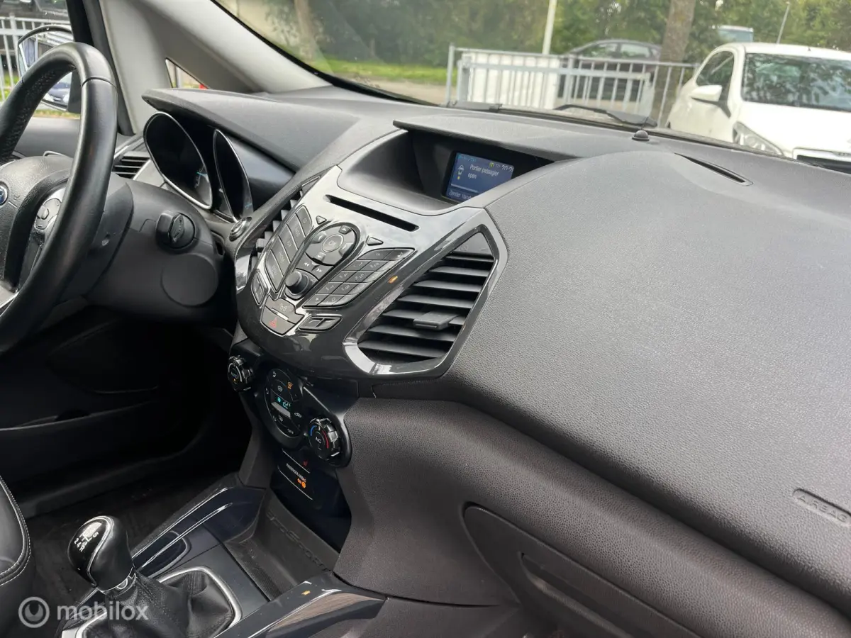1.0 EcoBoost Titanium