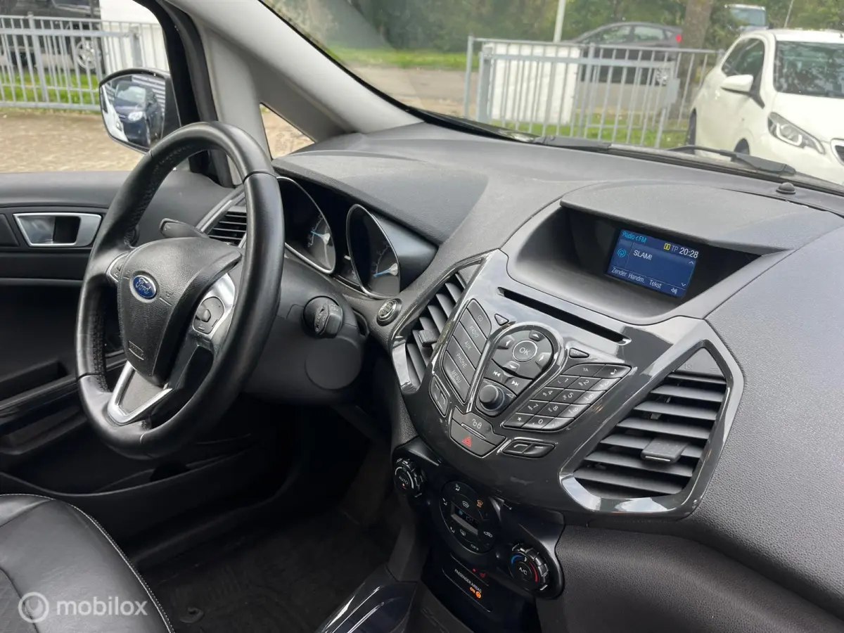 1.0 EcoBoost Titanium