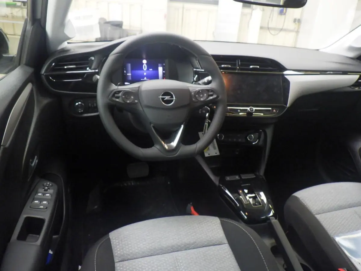 1.2 Turbo Hybrid Business Edition | Dode hoek waarschuwing | Draadloze Apple Carplay en Android Auto | LED koplampen met LED dagrijverlichting