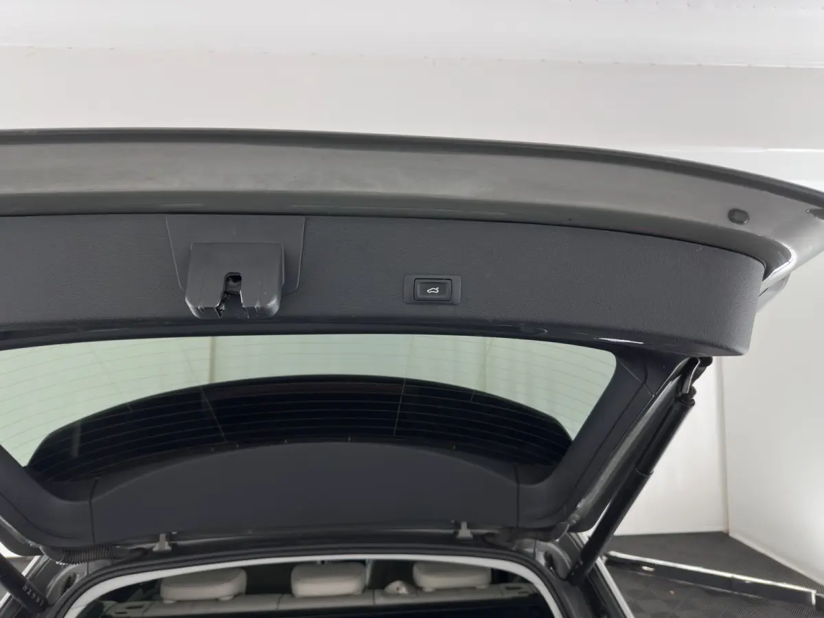 50 quattro Advanced Edition 95 kWh [3-Fase-22kW] {SoH-99%} (INCL-BTW)  Aut. *LEATHER | FULL-LED | MEMORY-PACK | ADAPTIVE-CRUISE | CAMERA | PRIVACY-GLASS | DIGI-COCKPIT | SHIFTPADDLES | DAB |