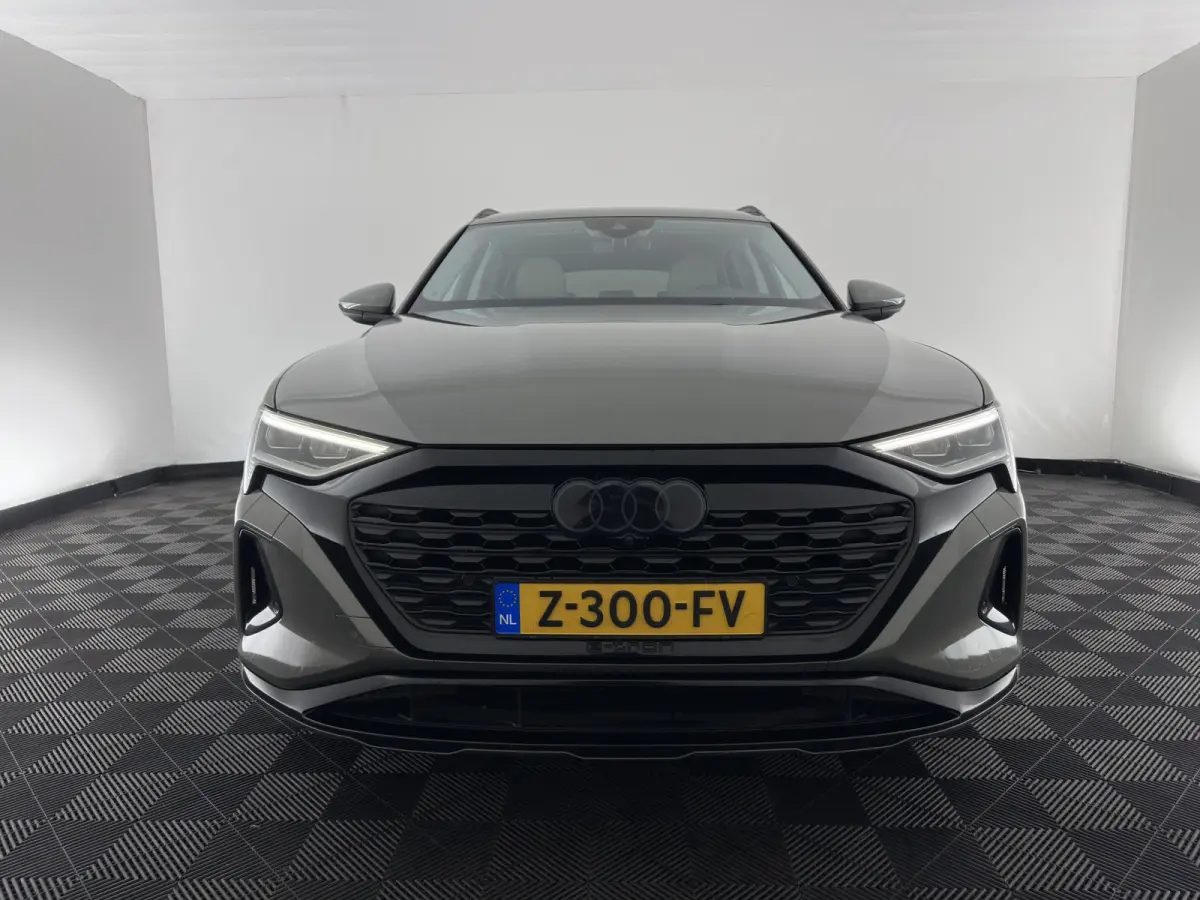 50 quattro Advanced Edition 95 kWh [3-Fase-22kW] {SoH-99%} (INCL-BTW)  Aut. *LEATHER | FULL-LED | MEMORY-PACK | ADAPTIVE-CRUISE | CAMERA | PRIVACY-GLASS | DIGI-COCKPIT | SHIFTPADDLES | DAB |