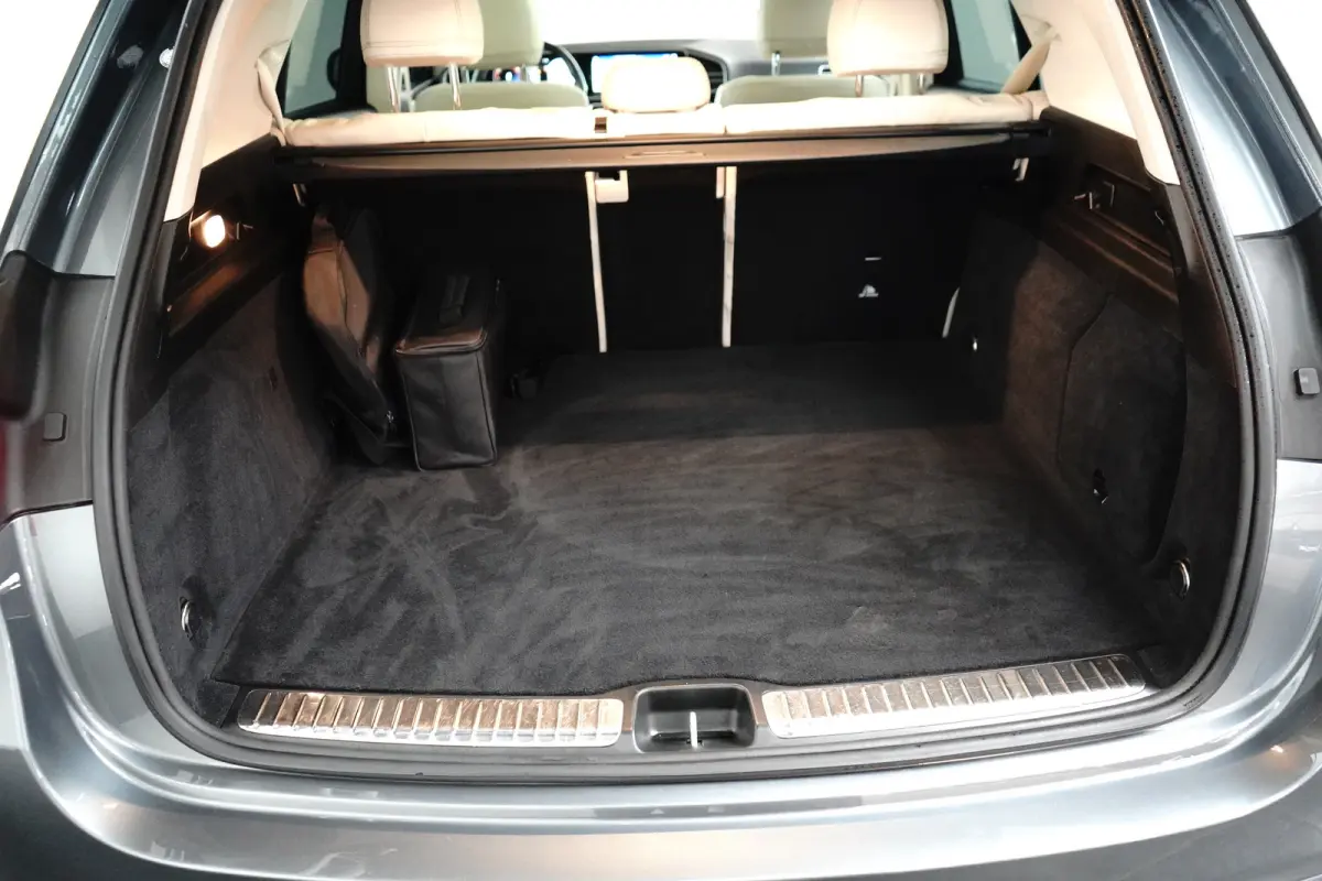 350 e 4MATIC Premium AMG-Line | Adapt. Cruise | Schuifdak | Softclose | Stoelverwarming | 360 Camera | Leder | Navi | Trekhaak | Memory | Elektr. Klep