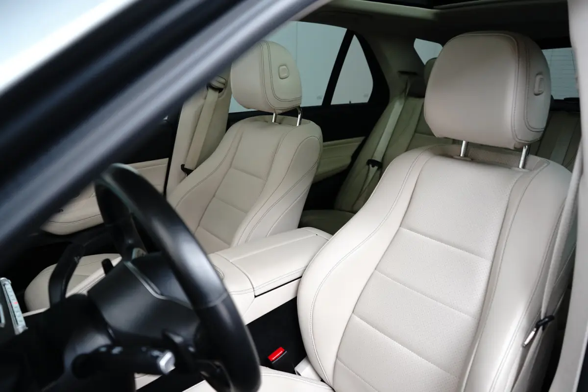 350 e 4MATIC Premium AMG-Line | Adapt. Cruise | Schuifdak | Softclose | Stoelverwarming | 360 Camera | Leder | Navi | Trekhaak | Memory | Elektr. Klep