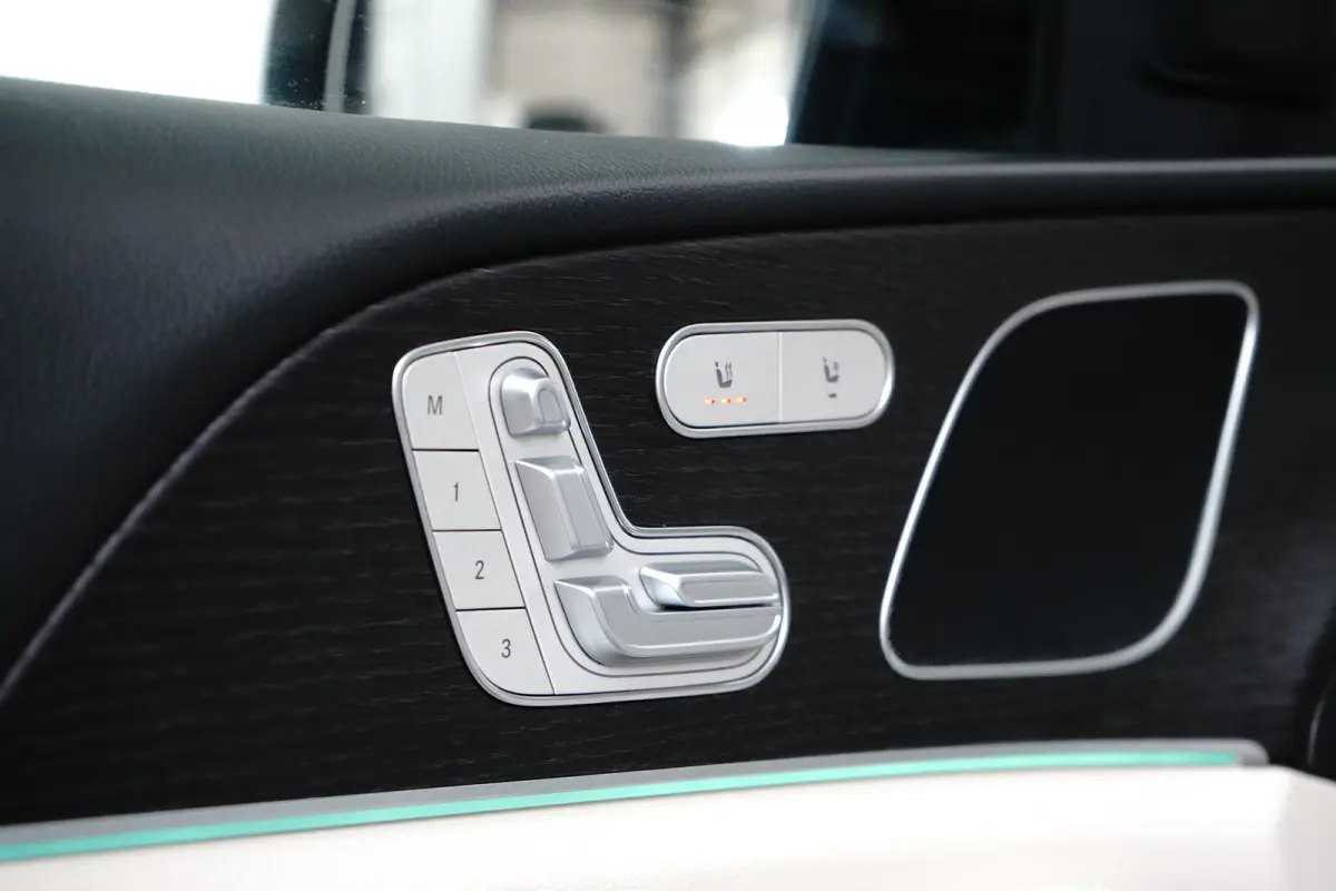 350 e 4MATIC Premium AMG-Line | Adapt. Cruise | Schuifdak | Softclose | Stoelverwarming | 360 Camera | Leder | Navi | Trekhaak | Memory | Elektr. Klep