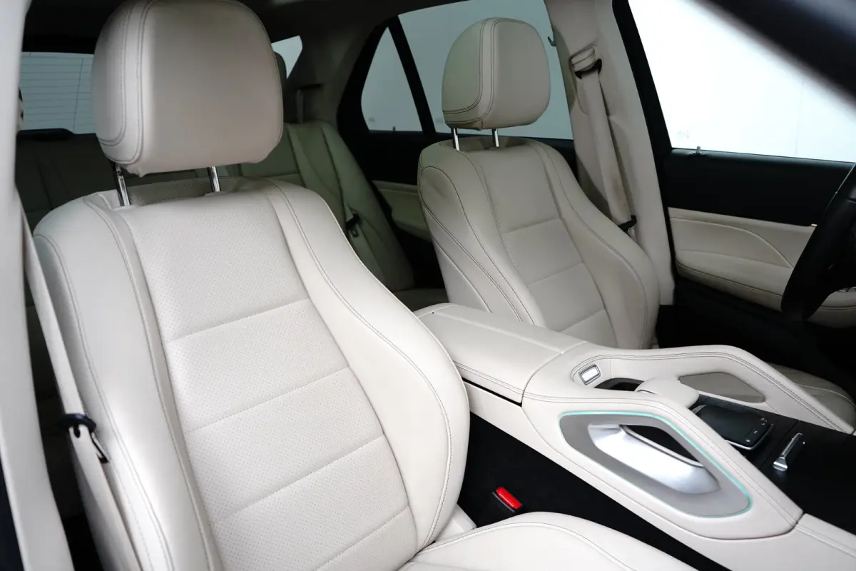 350 e 4MATIC Premium AMG-Line | Adapt. Cruise | Schuifdak | Softclose | Stoelverwarming | 360 Camera | Leder | Navi | Trekhaak | Memory | Elektr. Klep