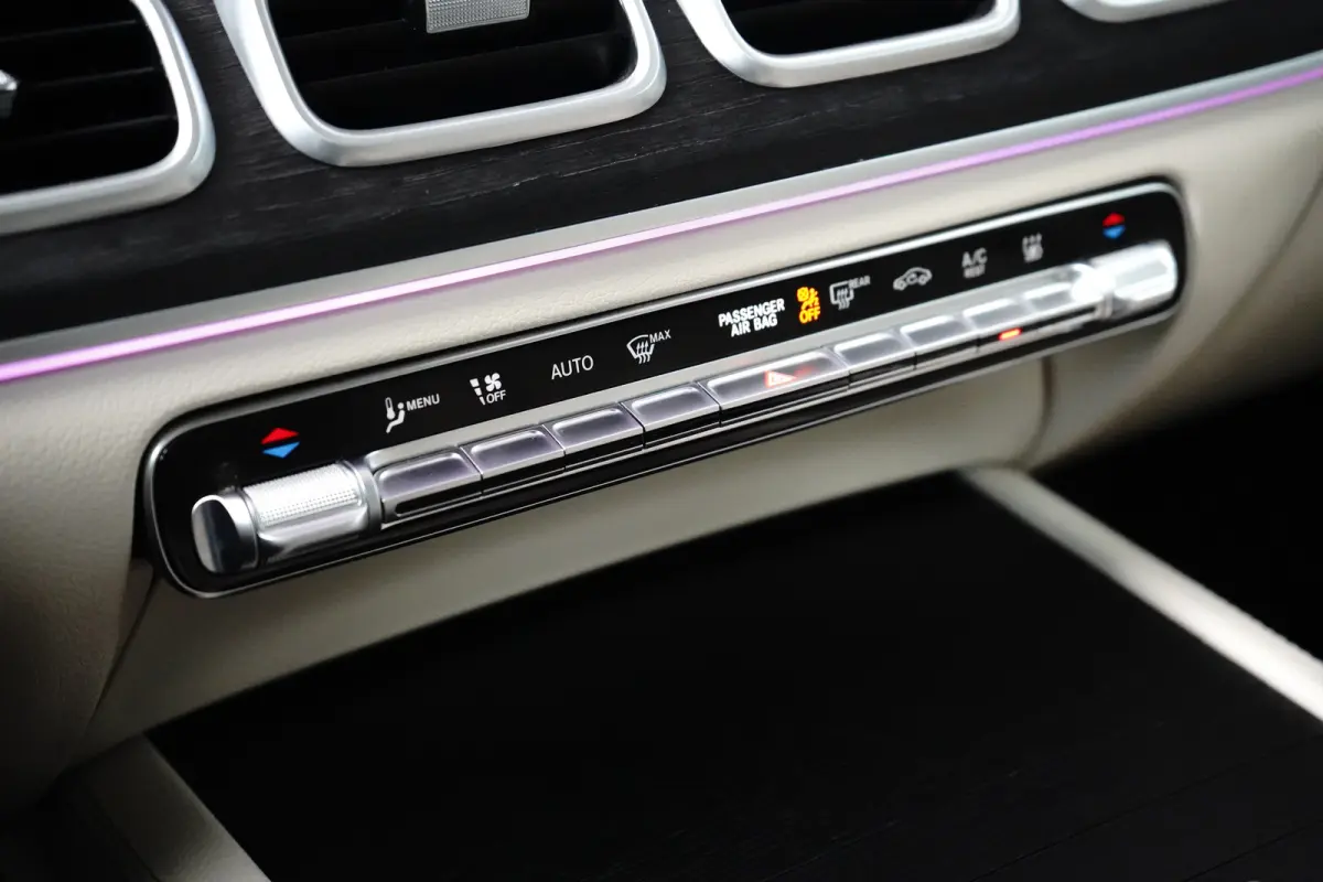 350 e 4MATIC Premium AMG-Line | Adapt. Cruise | Schuifdak | Softclose | Stoelverwarming | 360 Camera | Leder | Navi | Trekhaak | Memory | Elektr. Klep