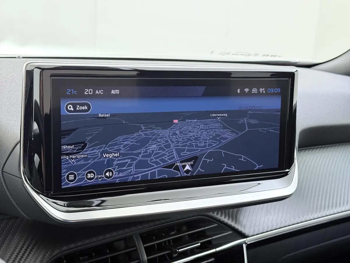 Allure 100pk | Navigatie | Camera achter | Parkeersensoren | Cruise control | Lichtmetalen velgen | LED koplampen | Apple Carplay en Android auto