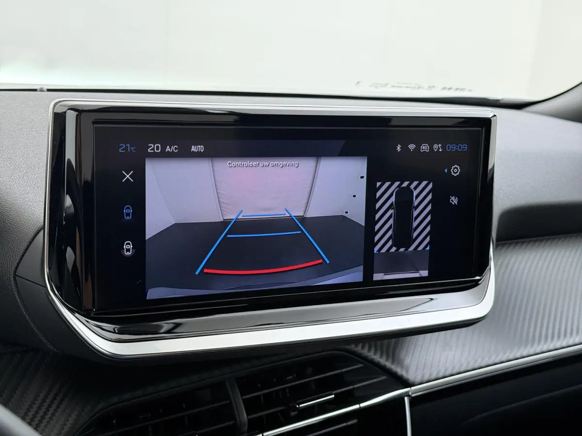 Allure 100pk | Navigatie | Camera achter | Parkeersensoren | Cruise control | Lichtmetalen velgen | LED koplampen | Apple Carplay en Android auto