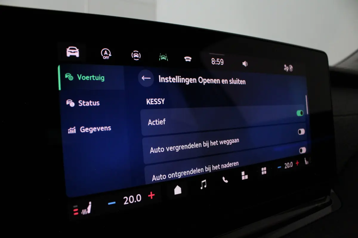 1.5 TSI Business Edition > Camera/Trekhaak/Winterpakket/ Graphite Grey