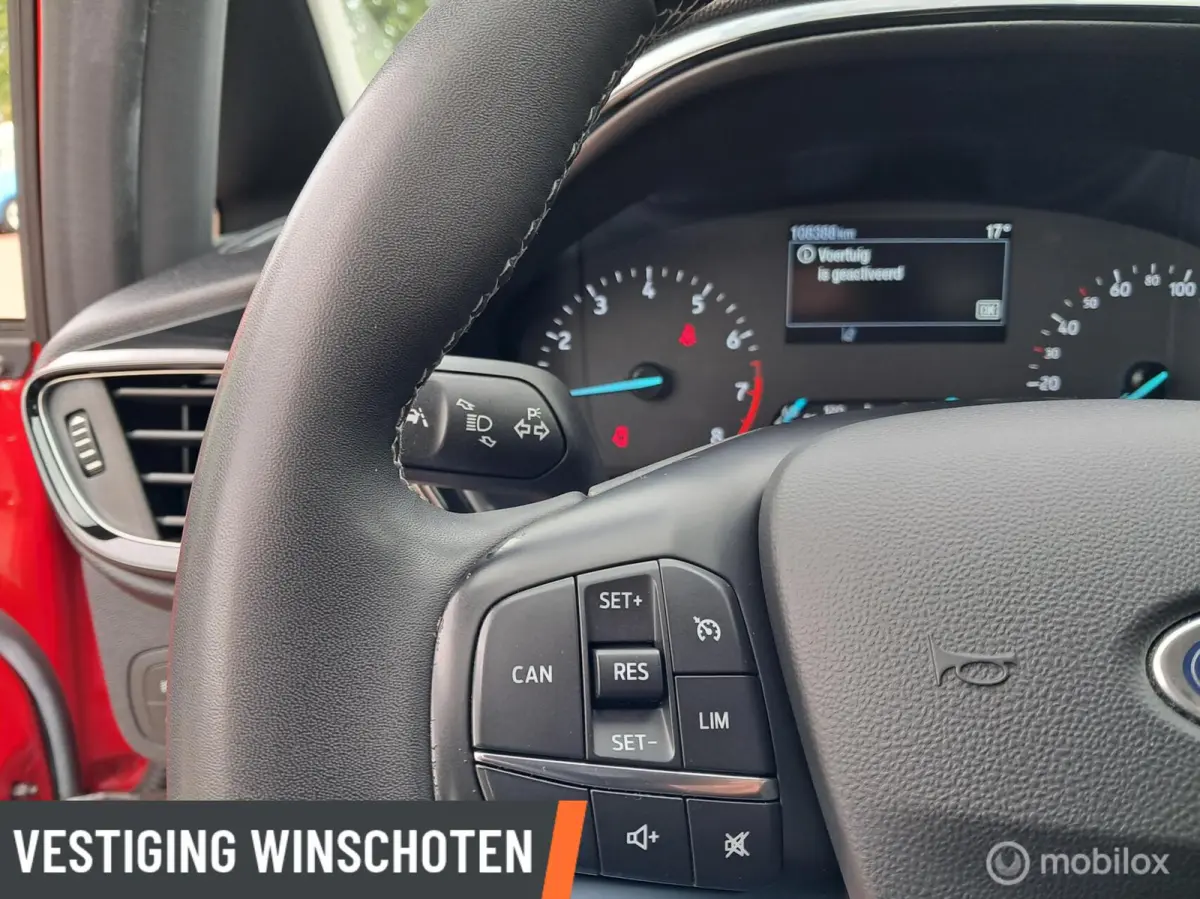 1.0 EcoBoost Titanium | Clima | Cruise | Apple Carplay |