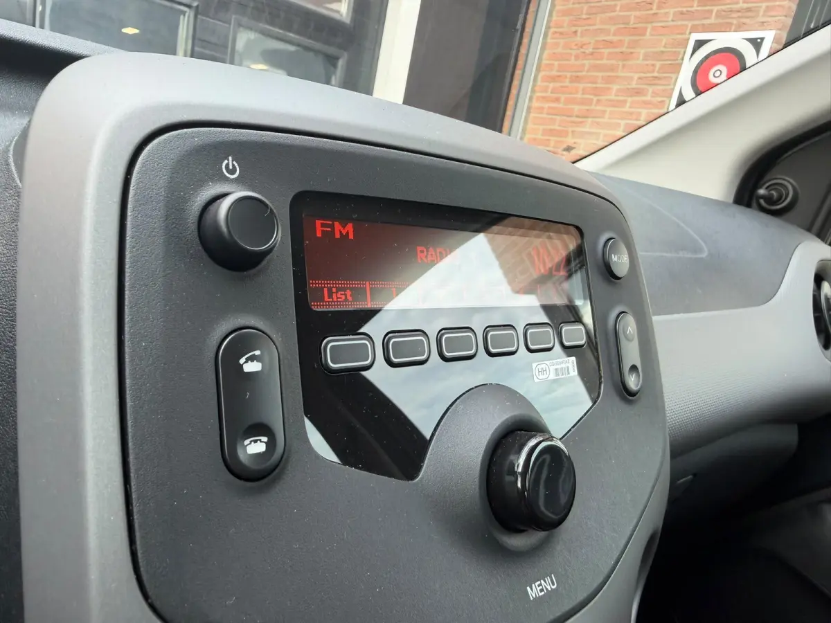 1.0 e-VTi Active | 1E EIGENAAR | 95.642 KM | AIRCO | ELEK.RAMEN | UPGRADE MOGELIJK |