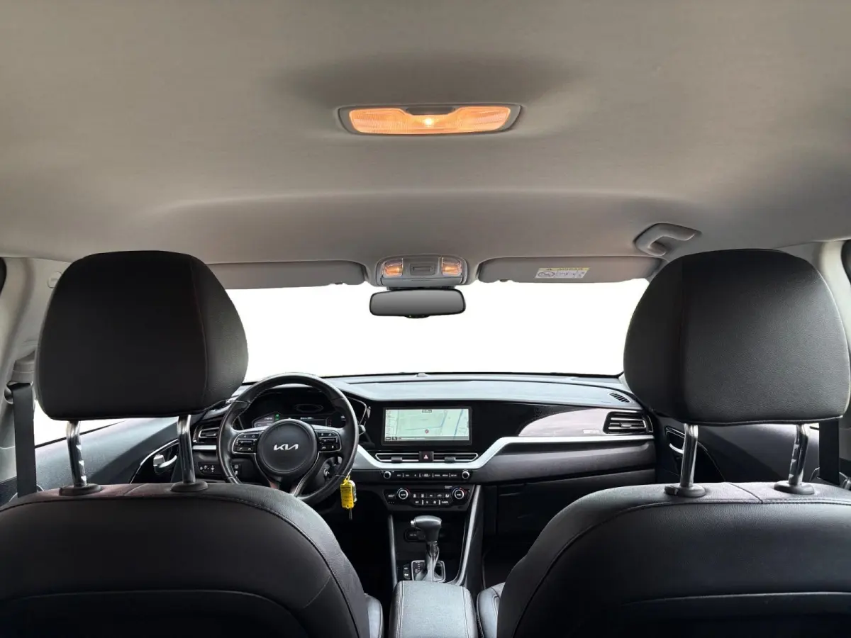 1.6 GDi Hybrid DynamicLine | Navigatie | Apple Carplay / Android Auto | Climate Control | Achterruitrij Camera | Lichtmetalen Velgen |