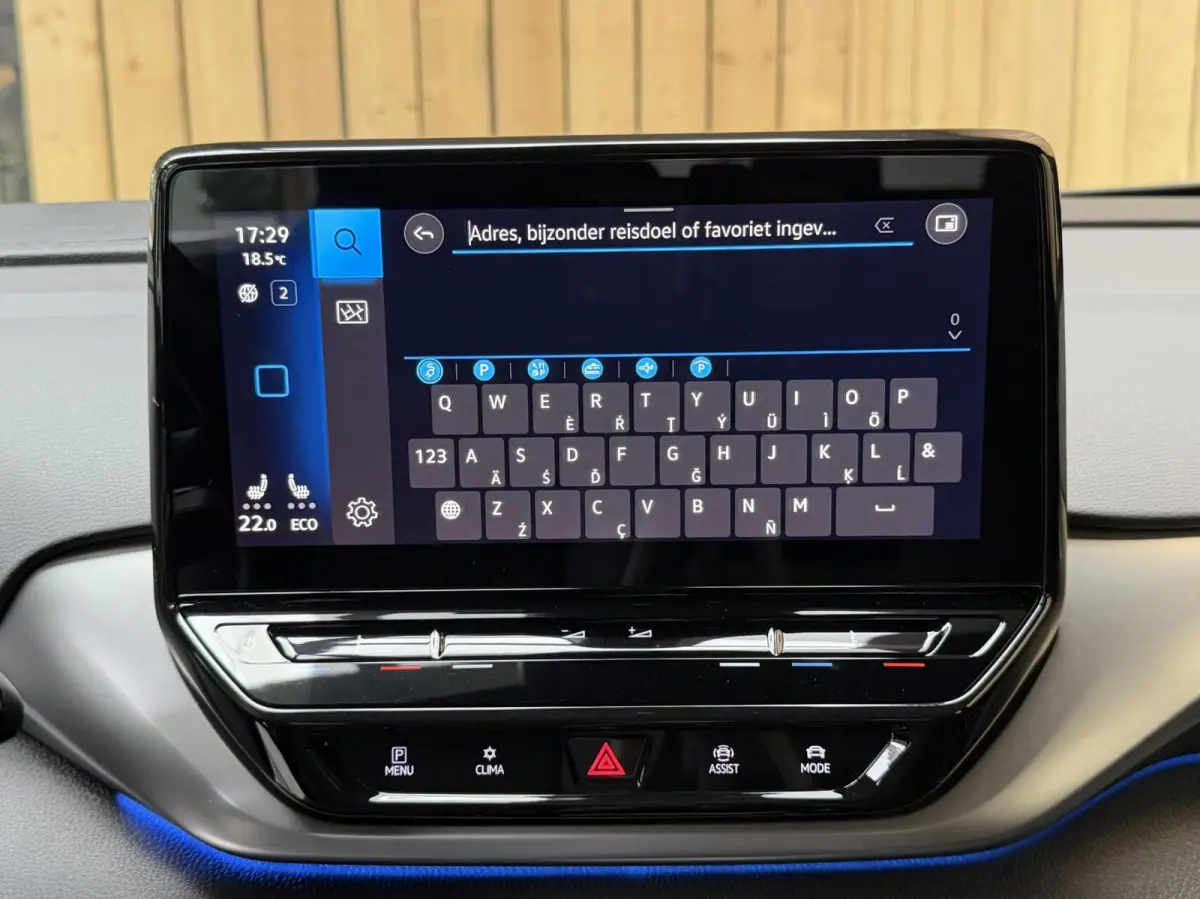 Pro 77 kWh SoH 94,68% | Warmtepomp | Apple CarPlay/Android Auto | Adaptieve cruise control | Climate control | LED koplampen | Navigatiesysteem | Voorstoelen en stuurwiel verwarmd | Parkeers