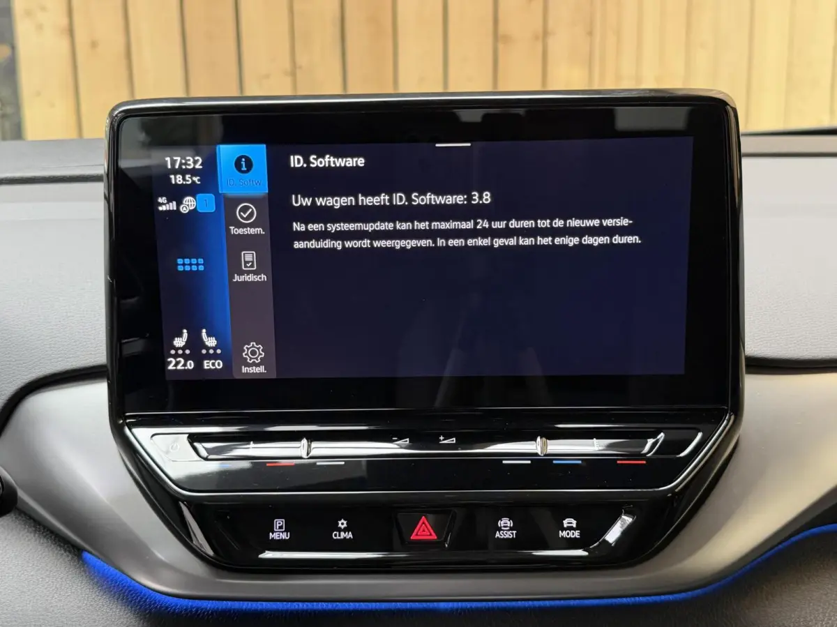 Pro 77 kWh SoH 94,68% | Warmtepomp | Apple CarPlay/Android Auto | Adaptieve cruise control | Climate control | LED koplampen | Navigatiesysteem | Voorstoelen en stuurwiel verwarmd | Parkeers
