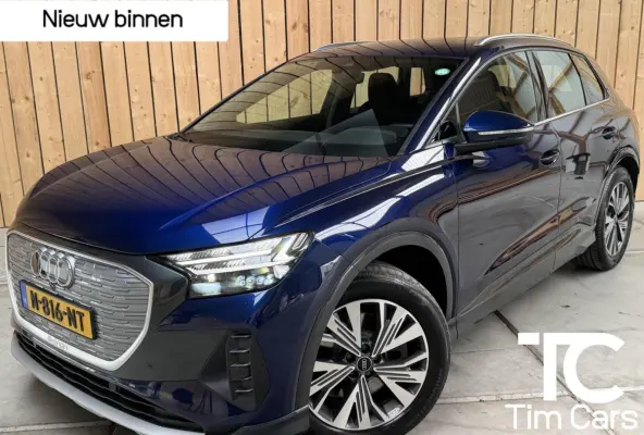 40 Launch edition Advanced Plus 77 kWh SoH 95,39% | Achteruitrijcamera | Adaptieve cruise control | Apple CarPlay/Android Auto | Matrix LED | Navigatiesysteem | Voorstoelen verwarmd | Warmte