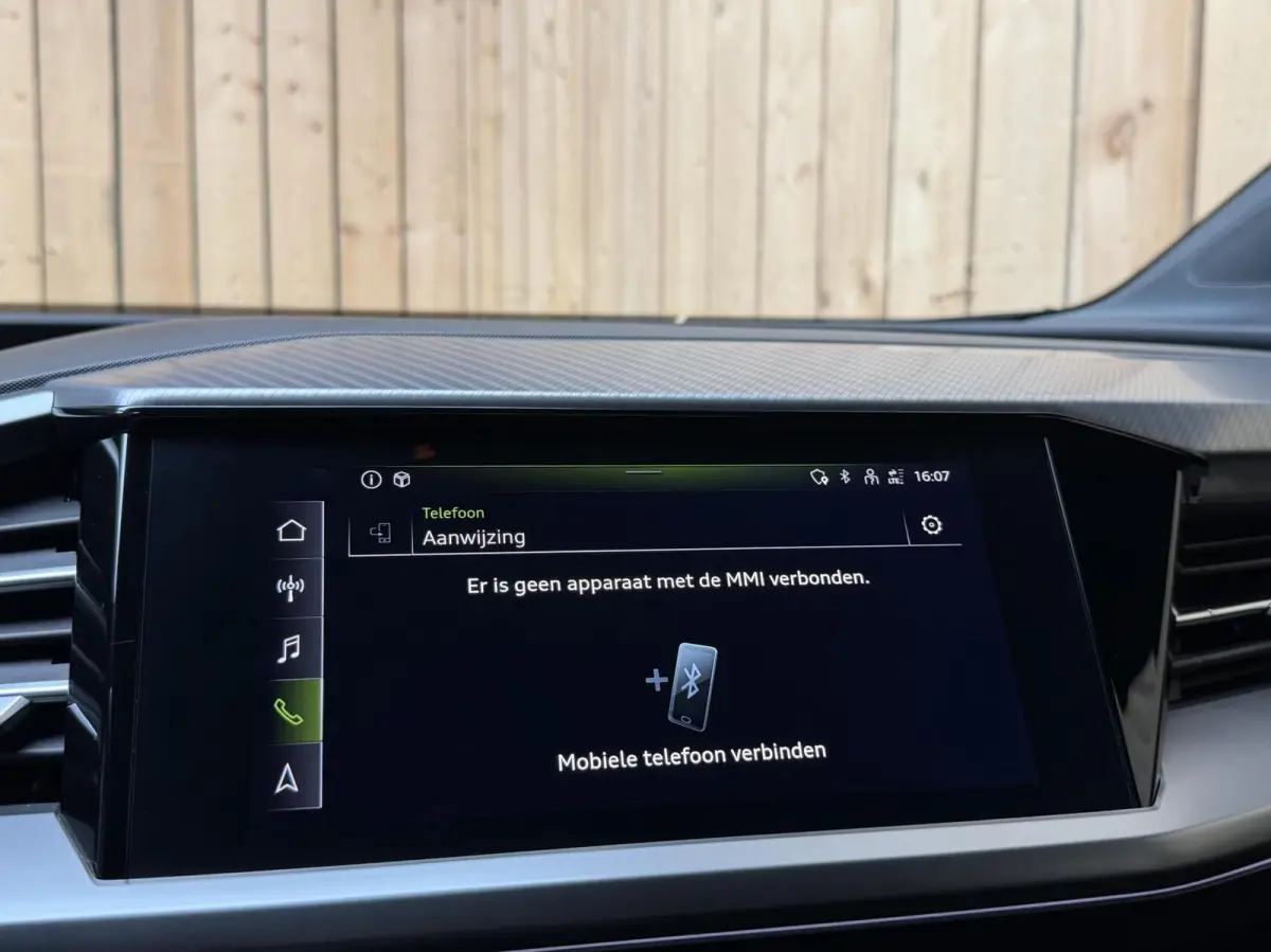 40 Launch edition Advanced Plus 77 kWh SoH 95,39% | Achteruitrijcamera | Adaptieve cruise control | Apple CarPlay/Android Auto | Matrix LED | Navigatiesysteem | Voorstoelen verwarmd | Warmte