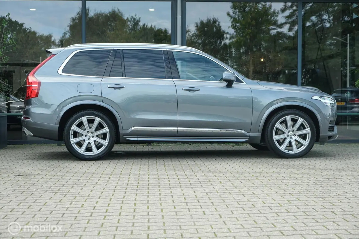 2.0 T8 Twin Engine AWD Inscription | HUD | ACC | Luchtvering | Pano | 360 camera | Bowers en Wilkens | Massage | Stoelverwarming en ventilatie | Clima achterin