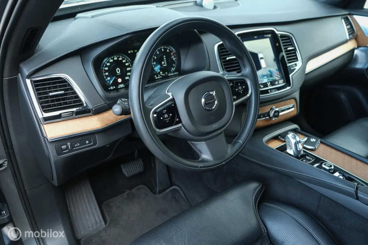 2.0 T8 Twin Engine AWD Inscription | HUD | ACC | Luchtvering | Pano | 360 camera | Bowers en Wilkens | Massage | Stoelverwarming en ventilatie | Clima achterin