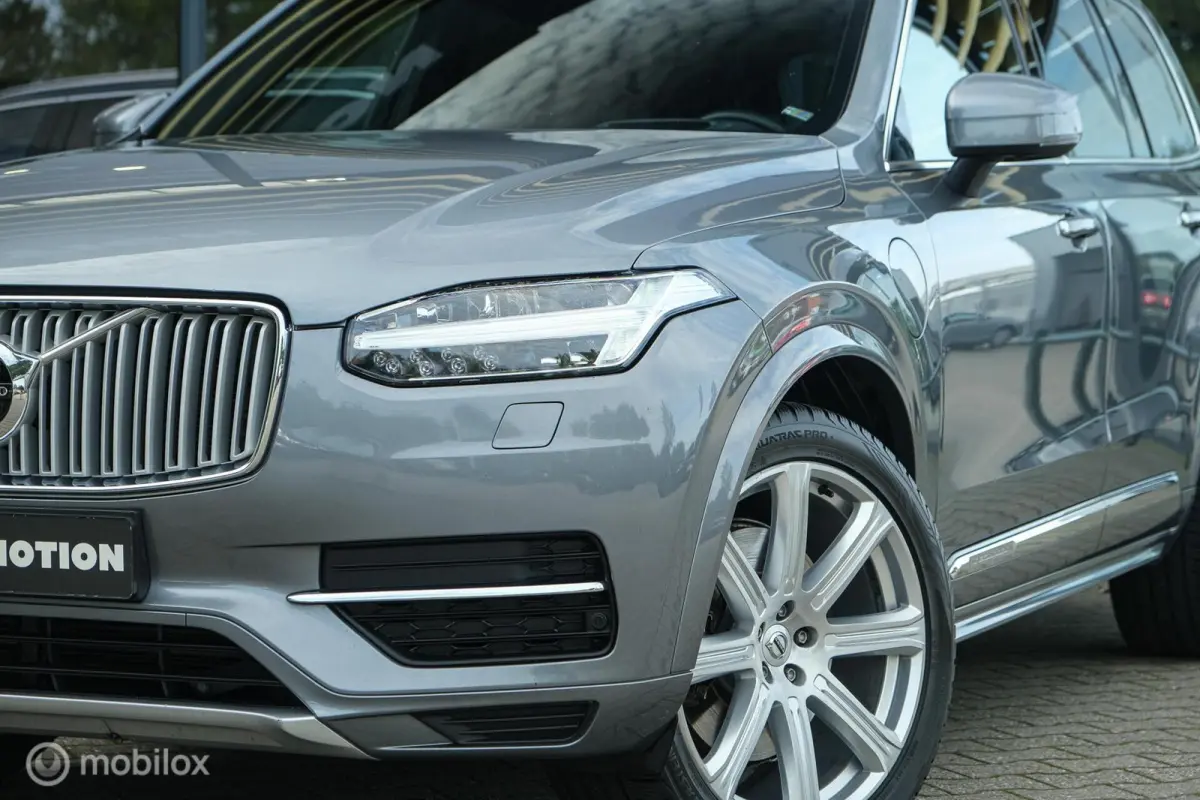 2.0 T8 Twin Engine AWD Inscription | HUD | ACC | Luchtvering | Pano | 360 camera | Bowers en Wilkens | Massage | Stoelverwarming en ventilatie | Clima achterin