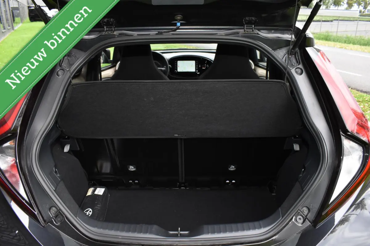 1.0 VVT-i S-CVT Pulse GOLD AUTOMAAT/STOELVW/CAMERA/ETC.!