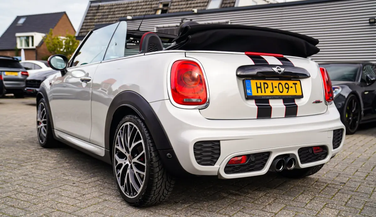 2.0 John Works Chili | Cabriolet | Luxe Leder / Alcantara | Harman/Kardon | Camera | 231PK | HuD