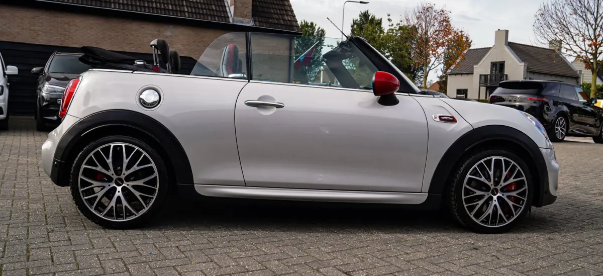 2.0 John Works Chili | Cabriolet | Luxe Leder / Alcantara | Harman/Kardon | Camera | 231PK | HuD