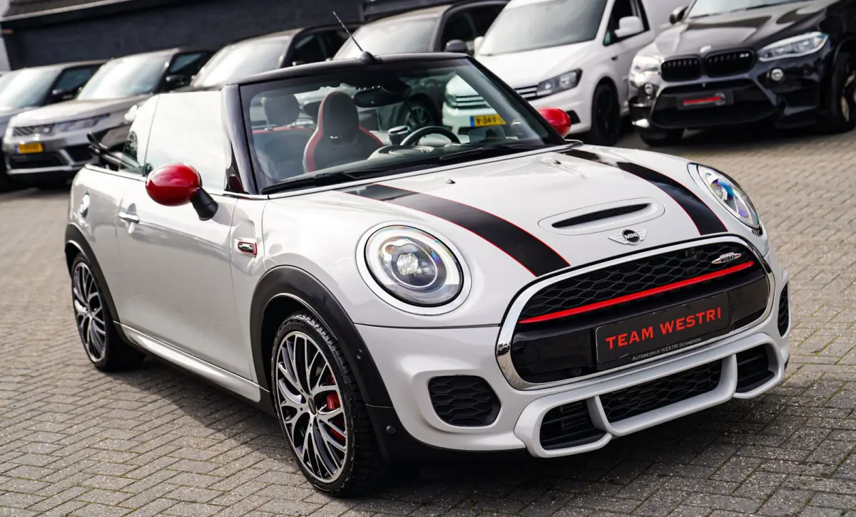 2.0 John Works Chili | Cabriolet | Luxe Leder / Alcantara | Harman/Kardon | Camera | 231PK | HuD