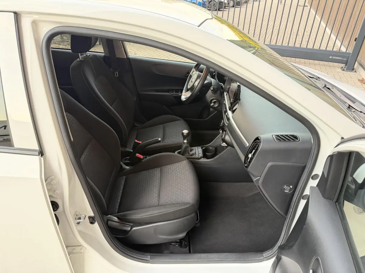 1.2 CVVT DynamicPlusLine | CAMERA | STOEL/STUURVERWARMING | CARPLAY